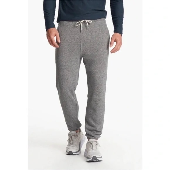 Vuori Grey Cypress joggers in size small - Picture 8 of 8
